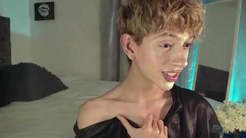 Snapshot of kyle__cooper chatting on 12-19-24, 02:12 Kyle Cooper online show from 12-19-24, 02:12