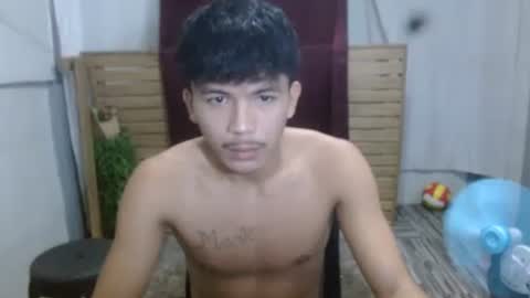Snapshot of kyle_lourence chatting on 04-25-26, 02:25 kyle_lourence online show from 04-25-26, 02:25