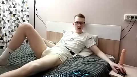 Snapshot of kyle_sweet_ chatting on 07-14-26, 07:08 Kyle online show from 07-14-26, 07:08