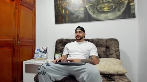 Snapshot of kylenorth_ chatting on 07-19-26, 11:52 kylenorth_ online show from 07-19-26, 11:52