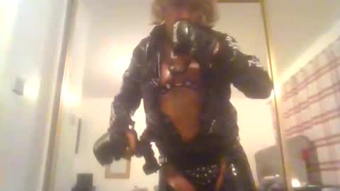 Snapshot of kylestrips4youq chatting on 01-08-26, 03:09 kylestrips4youq online show from 01-08-26, 03:09