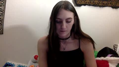 Snapshot of kylianna chatting on 02-08-25, 12:28 Kylianna online show from 02-08-25, 12:28