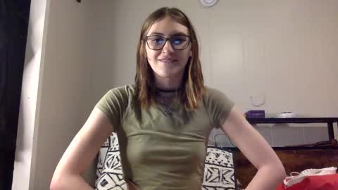 Snapshot of kylianna chatting on 05-05-26, 11:35 Kylianna online show from 05-05-26, 11:35