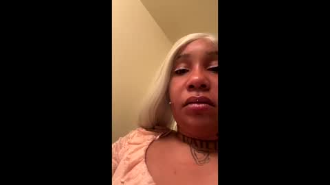 Snapshot of kylie03en chatting on 02-23-26, 03:42 kylie03en online show from 02-23-26, 03:42