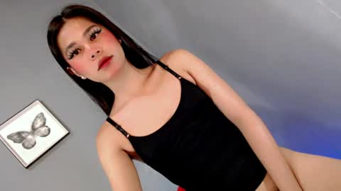 Snapshot of kylie_fuck69 chatting on 07-19-26, 12:58 kylie online show from 07-19-26, 12:58