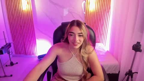  KYLIE  online show from 04-21-26, 03:02