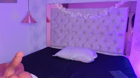  Kylie  online show from 02-15-26, 01:52