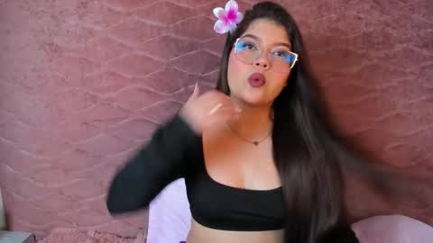 Snapshot of kylie_thompsonn chatting on 02-23-26, 11:51 kylie_thompsonn online show from 02-23-26, 11:51