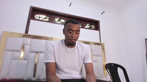 Kaylie And Jhony online show from 01-25-25, 06:24