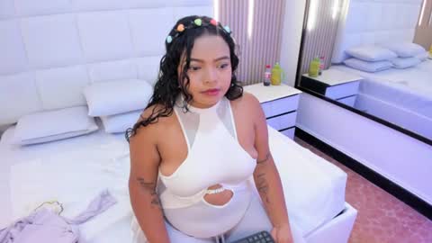 kyliee online show from 06-26-26, 03:55