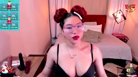 Snapshot of kyliejennerr_1 chatting on 12-19-24, 12:12 Kylie online show from 12-19-24, 12:12