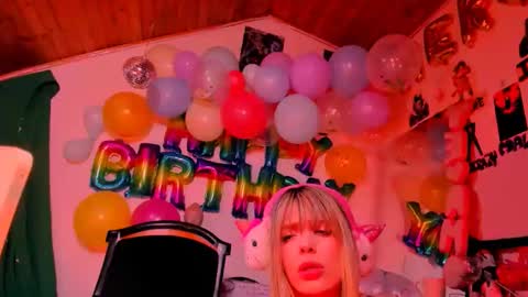   online show from 11-20-25, 12:33