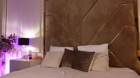 Kylie  online show from 01-27-25, 04:09