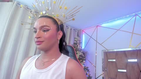 Snapshot of kylievictoria_ chatting on 12-15-24, 05:02 Kylie online show from 12-15-24, 05:02