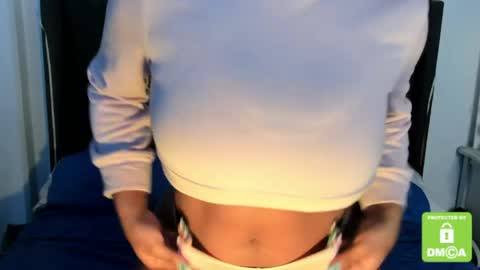 kylie white boobs online show from 04-13-26, 06:02