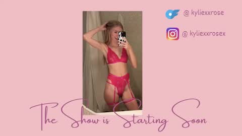 Snapshot of kyliexxrose chatting on 02-14-26, 11:34 Kylie online show from 02-14-26, 11:34