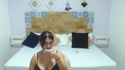 Kylie online show from 01-17-25, 10:22