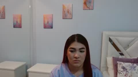Snapshot of kyliiebaker chatting on 06-19-26, 12:31 Kylie online show from 06-19-26, 12:31