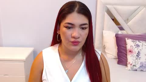 Snapshot of kyliiebaker chatting on 06-22-26, 11:29 Kylie online show from 06-22-26, 11:29