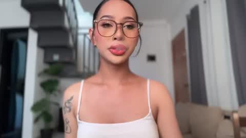 Snapshot of kyll_collins chatting on 07-03-26, 01:01 kyll_collins online show from 07-03-26, 01:01