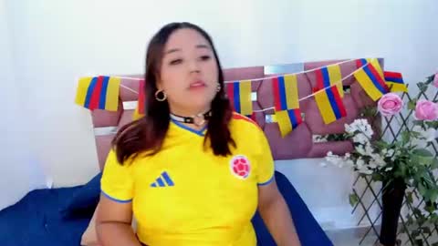 Snapshot of kym_moon chatting on 06-14-26, 08:16 kym_moon online show from 06-14-26, 08:16