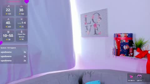 Snapshot of kyoto_sr chatting on 12-30-24, 05:44 Alejandra online show from 12-30-24, 05:44