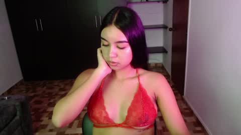 Kyra  online show from 04-09-26, 02:00