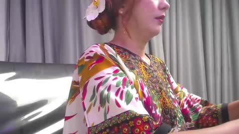 Snapshot of kyra_jeet chatting on 02-04-26, 12:44 Kyra online show from 02-04-26, 12:44