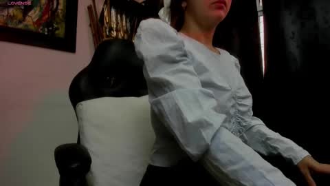 Snapshot of kyra_jeet chatting on 02-21-26, 12:17 Kyra online show from 02-21-26, 12:17