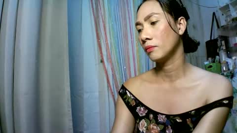 Snapshot of kyutshyne chatting on 02-04-25, 02:07 kyutshyne online show from 02-04-25, 02:07