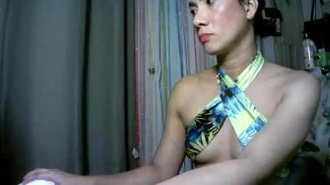 Snapshot of kyutshyne chatting on 02-19-25, 02:44 kyutshyne online show from 02-19-25, 02:44