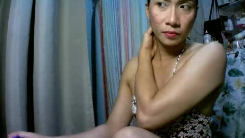 Snapshot of kyutshyne chatting on 02-21-25, 02:48 kyutshyne online show from 02-21-25, 02:48