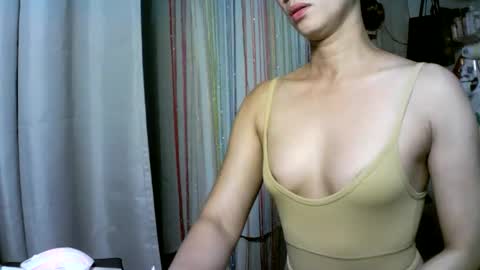 Snapshot of kyutshyne chatting on 02-22-25, 07:14 kyutshyne online show from 02-22-25, 07:14