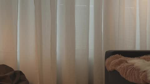 Snapshot of la_belle_ chatting on 05-19-26, 03:24 Alice online show from 05-19-26, 03:24