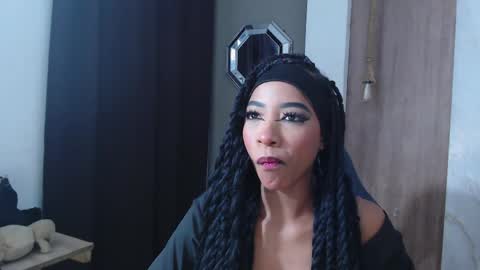 la_gataa_ online show from 05-26-26, 04:36