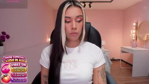 Snapshot of la_monitora chatting on 06-06-26, 11:59 T A T I A N A online show from 06-06-26, 11:59