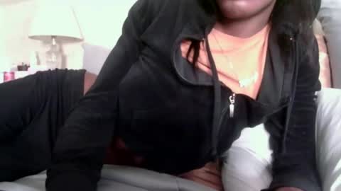 Bella online show from 12-16-24, 07:54