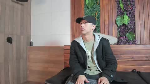 labrinthteasing online show from 03-07-26, 12:13