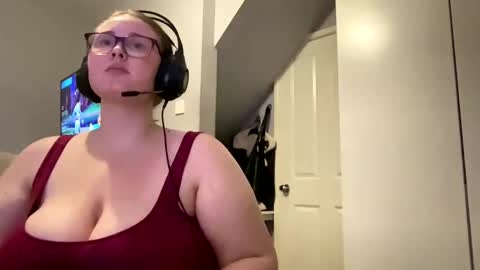 Snapshot of laceybaby20 chatting on 12-02-25, 01:55 laceybaby20 online show from 12-02-25, 01:55