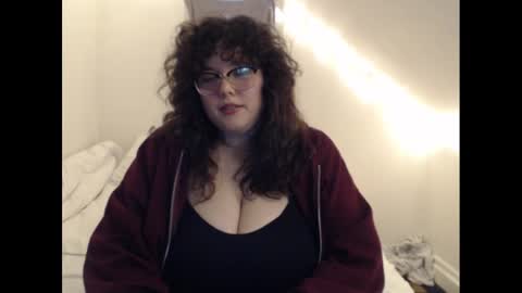 Lacey online show from 12-19-24, 07:29