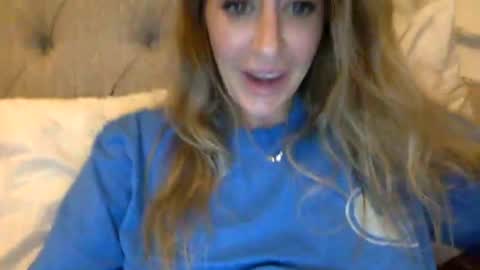 laceylayne96 online show from 06-18-26, 02:34