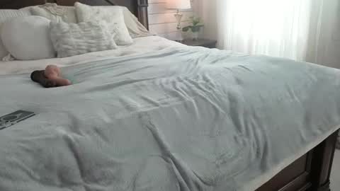 Snapshot of lacii_lo chatting on 05-27-26, 04:04 lacii_lo online show from 05-27-26, 04:04