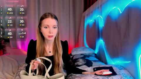 Lada online show from 03-18-26, 05:43