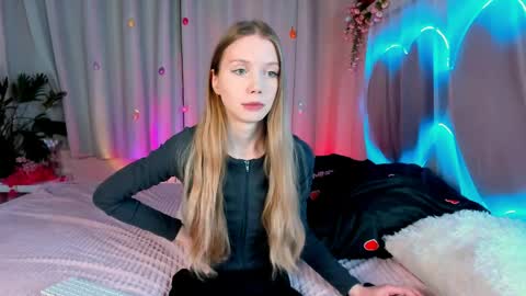 Lada online show from 04-13-26, 05:46