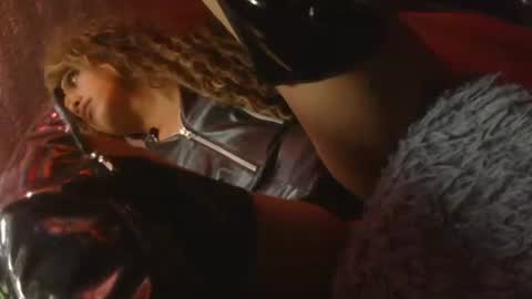 Snapshot of lady_athenax chatting on 04-20-26, 09:23 Athena online show from 04-20-26, 09:23