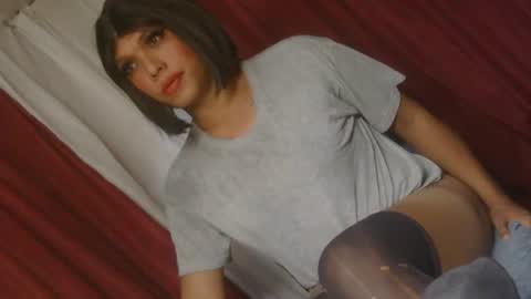 Snapshot of lady_athenax chatting on 05-03-26, 09:48 Athena online show from 05-03-26, 09:48