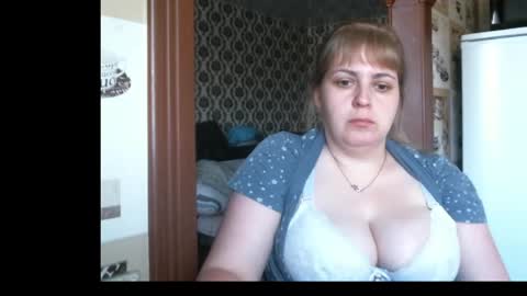 Snapshot of lady_cute_cat chatting on 06-08-26, 01:20 lady cute cat29 online show from 06-08-26, 01:20