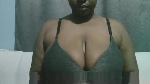 lady_dearra online show from 10-14-25, 04:13