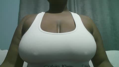 lady_dearra online show from 10-21-25, 03:40