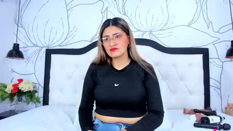 LADY  online show from 03-01-26, 02:24